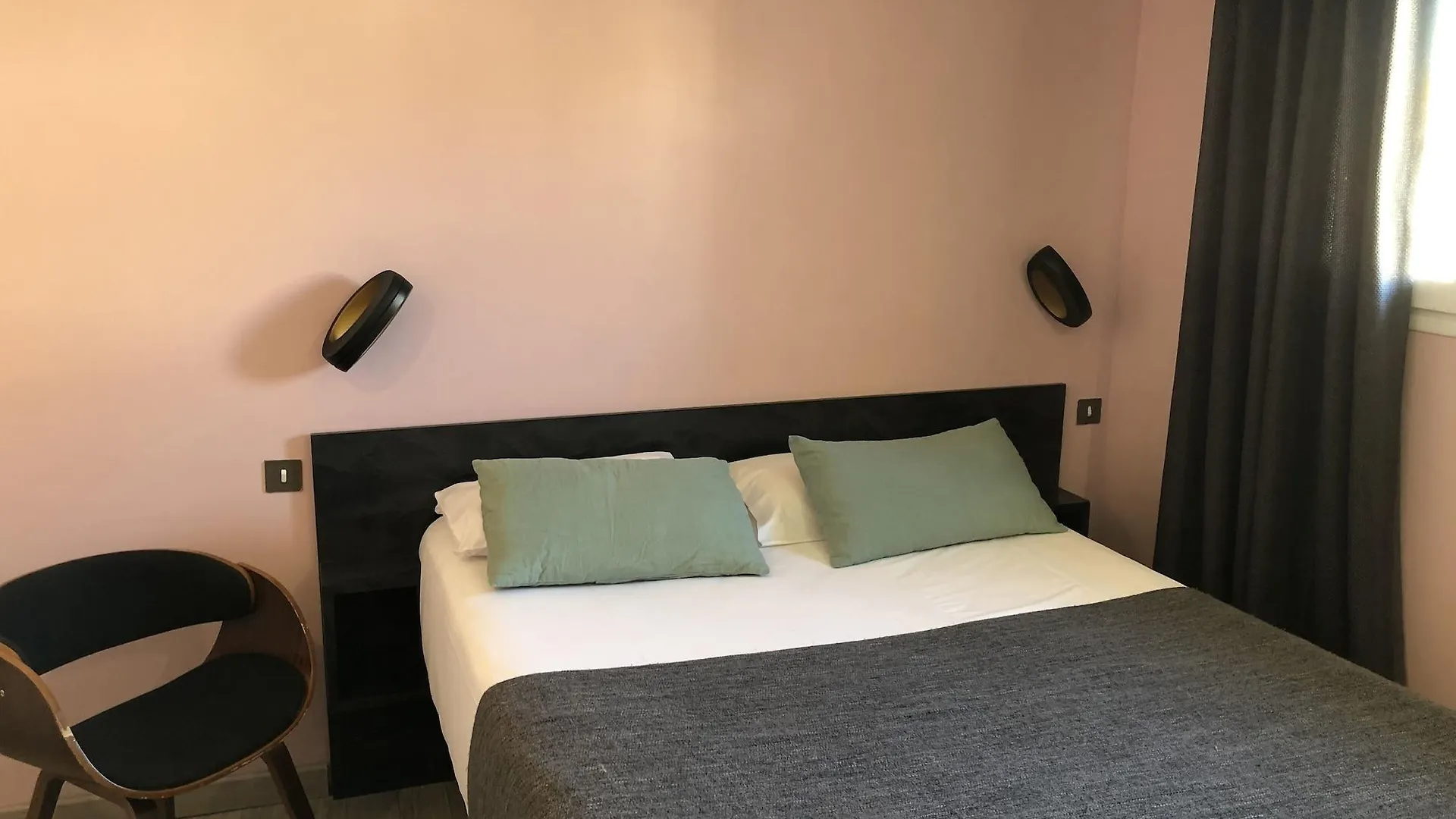 Boutique Hotel Azur Marseilles
