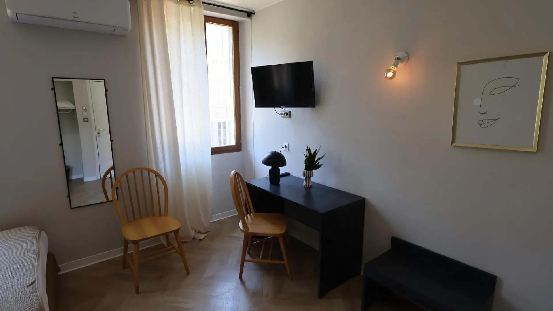 Boutique Hotel Azur Marseilles
