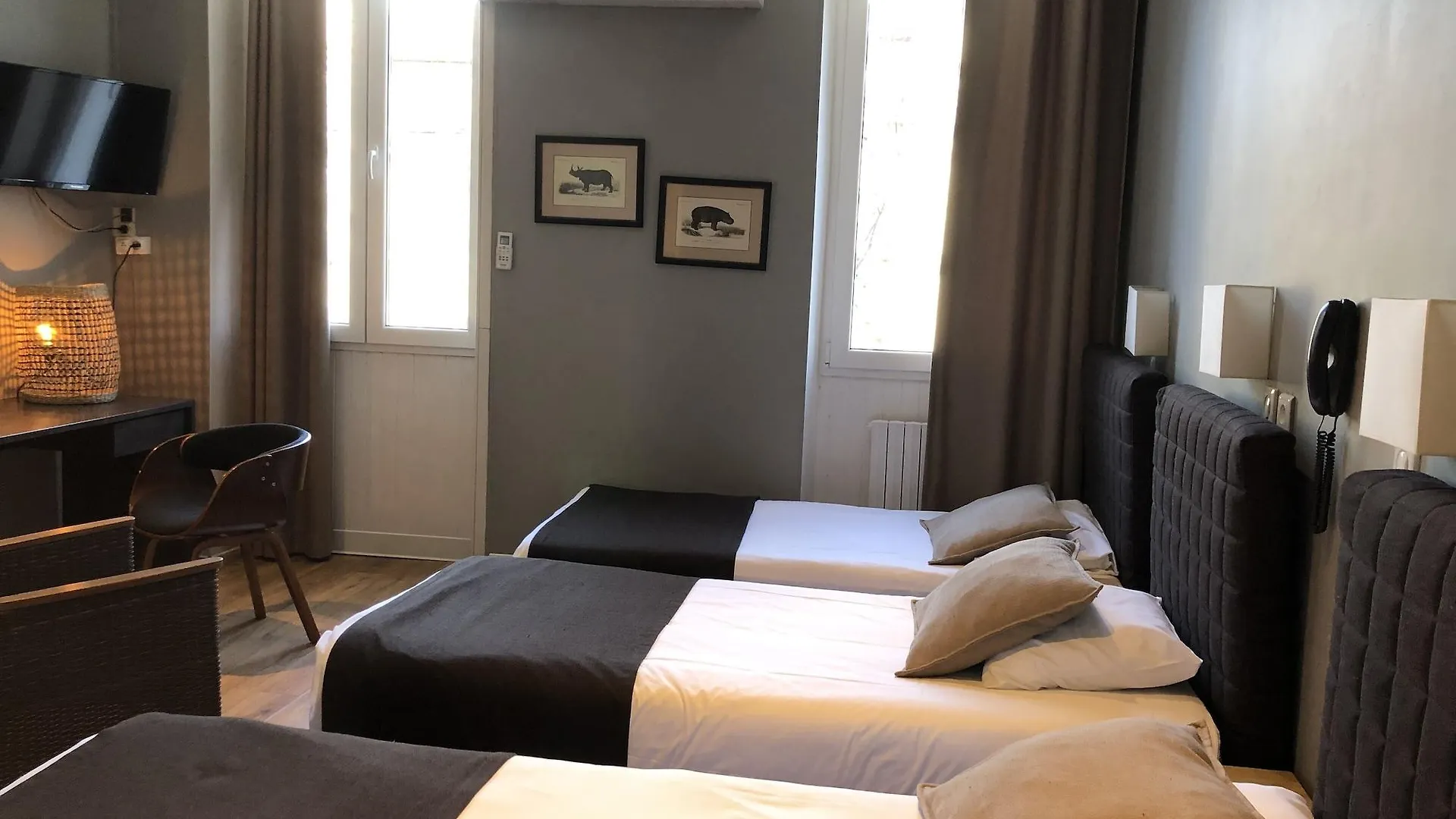 Boutique Hotel Azur Μασσαλία 2*,